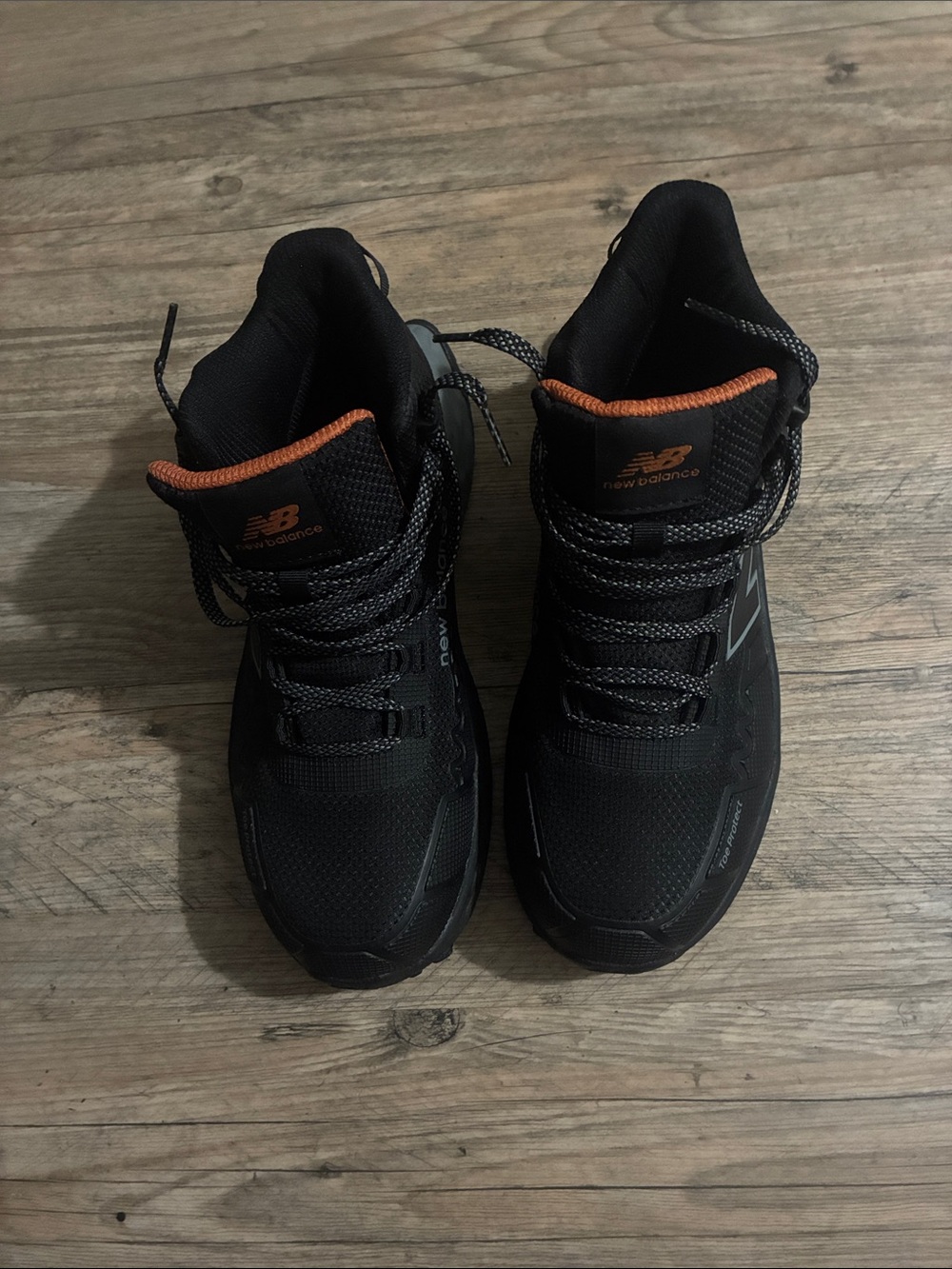 New Balance Men's Black Steel Toe Boots